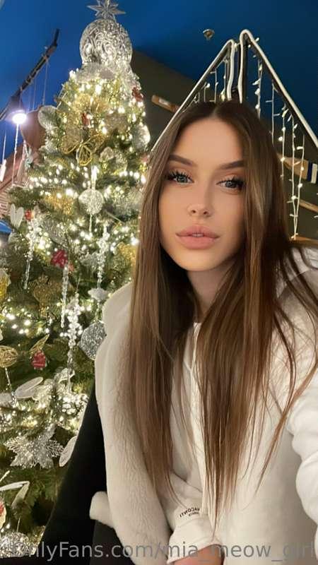 ready to see me as a New Year's gift?🎁😍