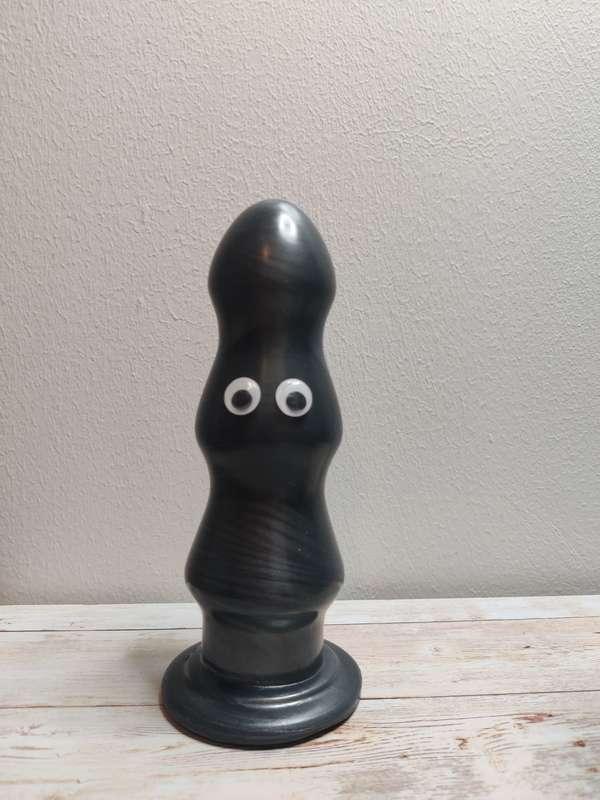 DM