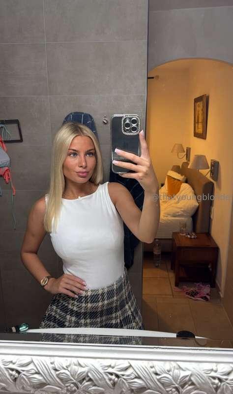 Do you want to see how naughty I can be?😈