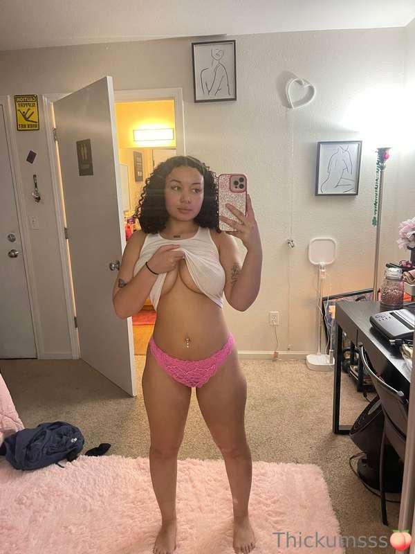 Can you tell that pink is my favorite color? 🤭💕
