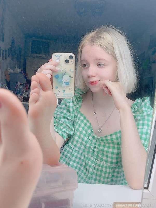 iamyourkittygirl image #2