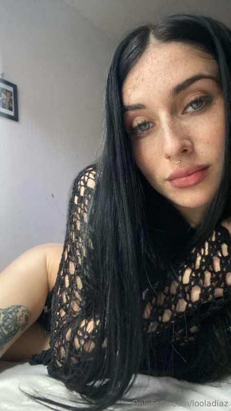 Acá les dejo solo una foto linda … pero en el of VIP les dej..