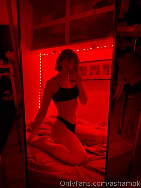 Hi there. 🥰 Here you have my new link for Chaturbate. Today,..