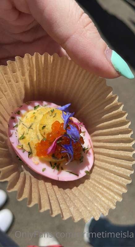 Tip $20 to cover my snacks at the food festival and get a 10..