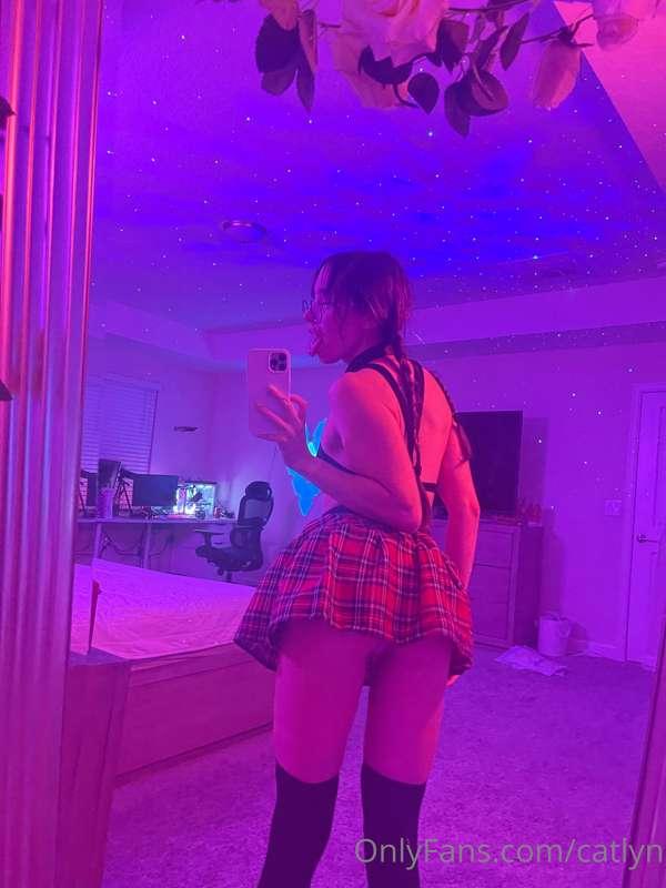 should i bend over? 🥺