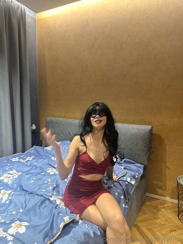 Feeling a little naughty tonight… care to join me? 😈