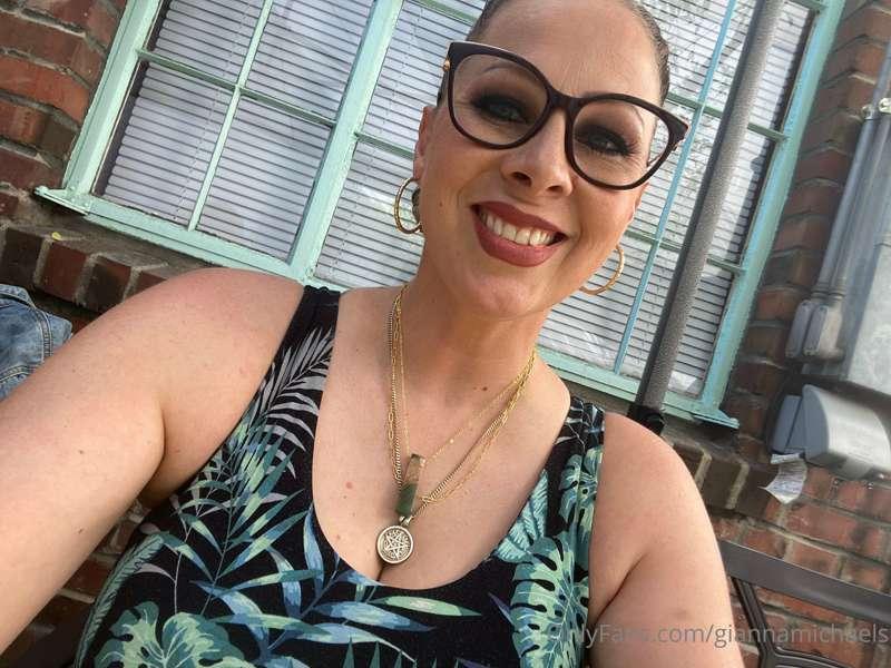 Happy Thursday!🥰
