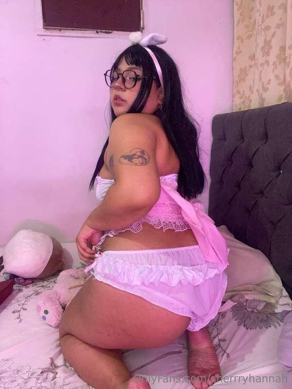 So fucking hot, I just want to play with myself all day, joi..