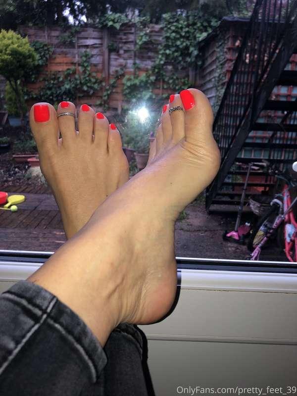 pretty_feet_39 image #1