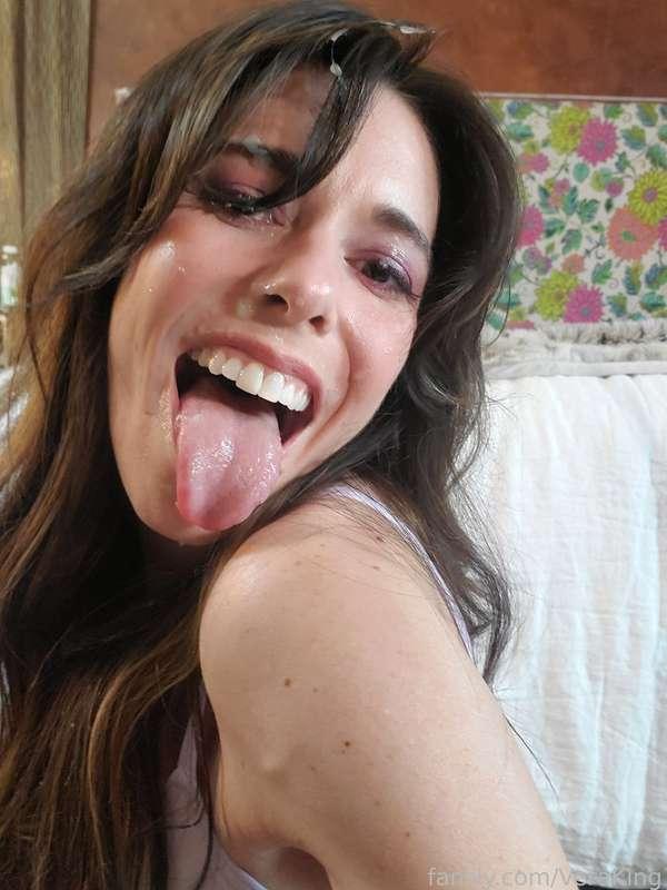 If you are enjoying my freeuse content, please show your appreciation with a sweet tip! Xoxo
