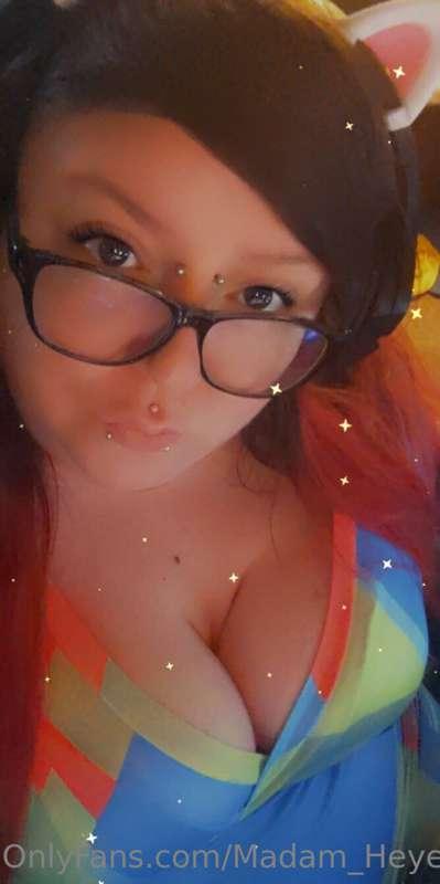 Who is awake and horny? Come control my toy and have some fu..