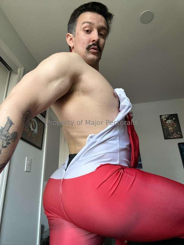 Omni-Man dick pics are being sent out tonight! $30 for the p..