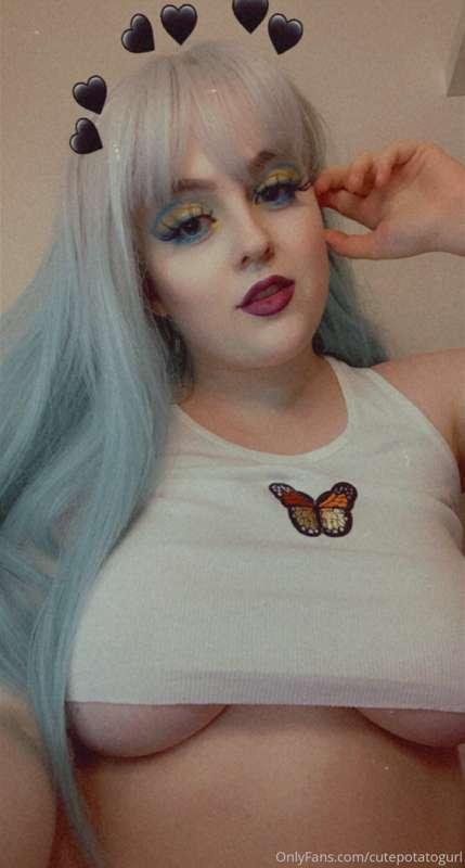 Have a great day!🦋  Dms are open baby!😘