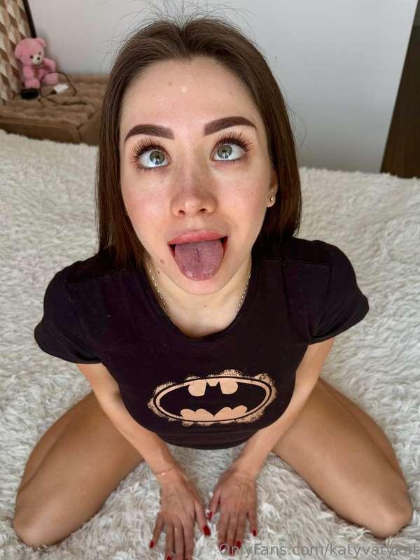 Cute little tongue ready to take a protein shake 💦