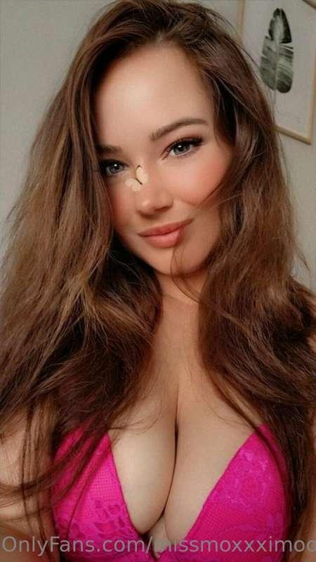 Thanks for a great night tonight guys 🩷 I'll be back on Chat..