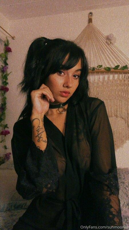 Can keep your hands on myself ?