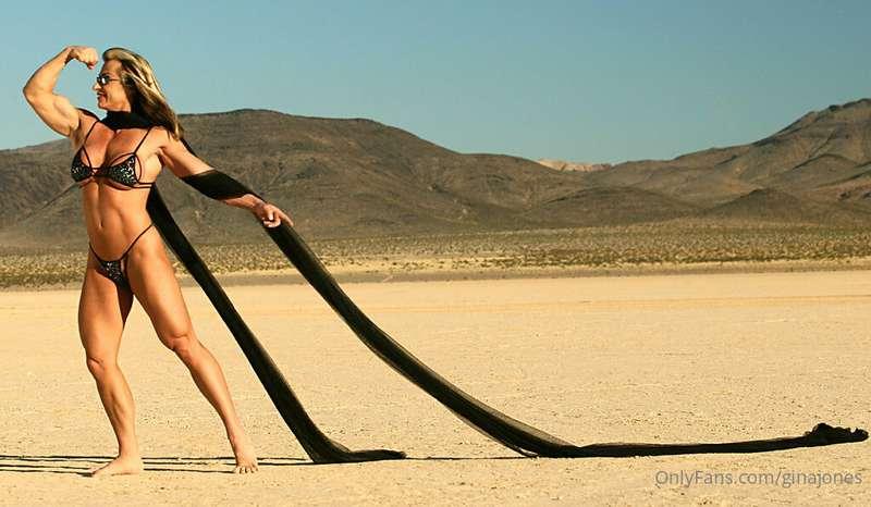 ginajones image #2