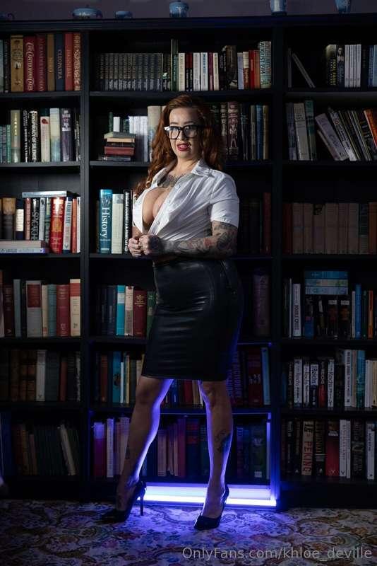 khloe_deville image #11