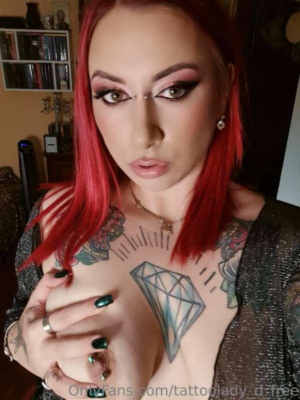 Dodji na moj premium profil
onlyfans.com/tattoolady_d