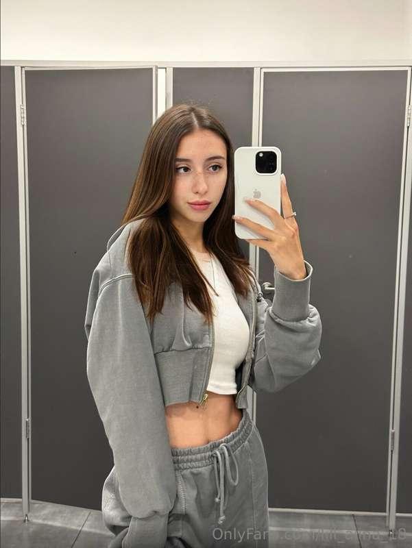 ## 🔥 🔥 🔥 HOT GIRL @iisabella_love🔥 🔥 🔥This innocent cutie @i..