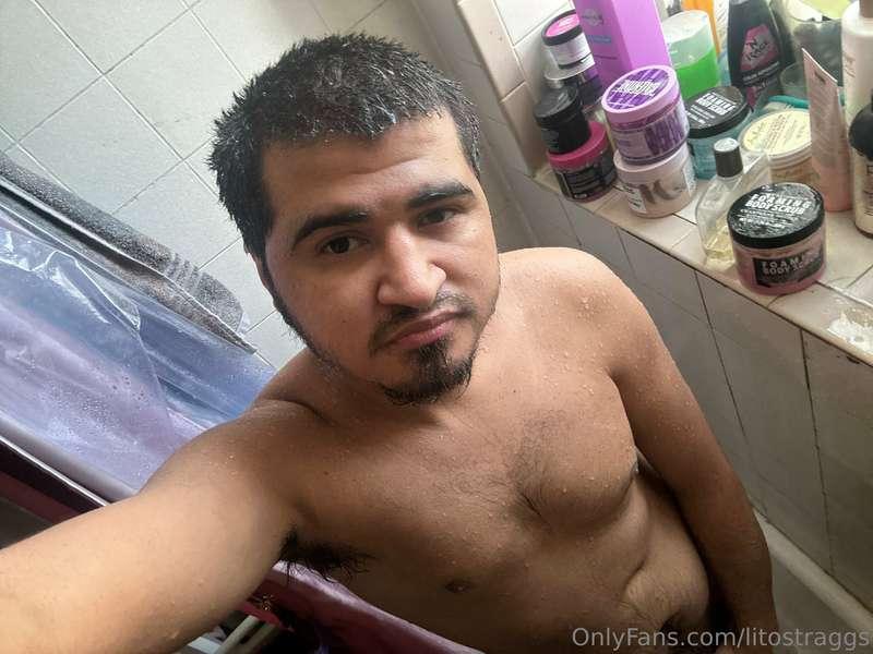 Love hot showers 💦💦