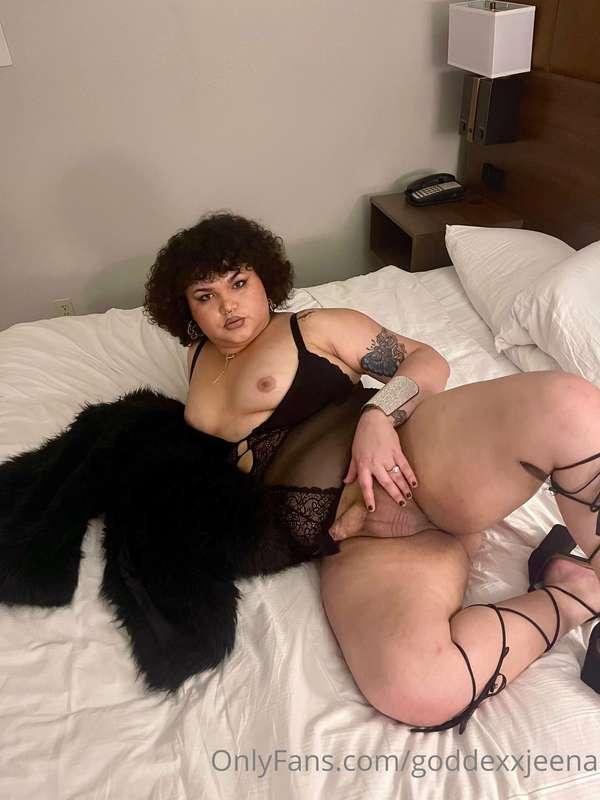 goddexxjeena image #1