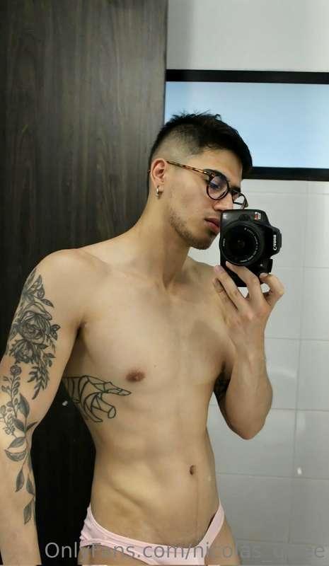 🤓