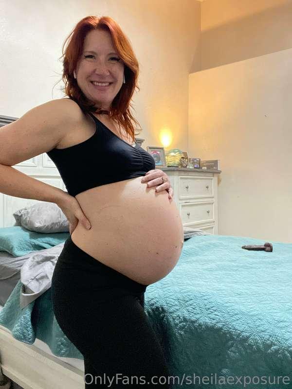 Sexy belly smiles. 😝