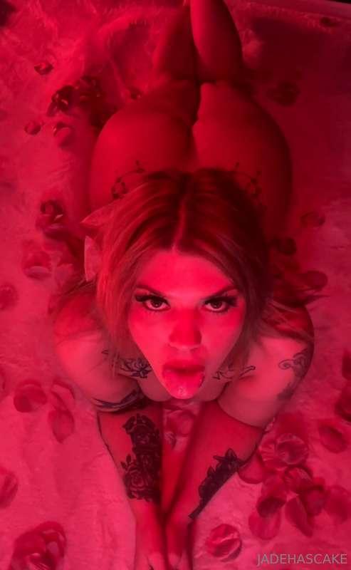Cum for me 😈 I’m begging