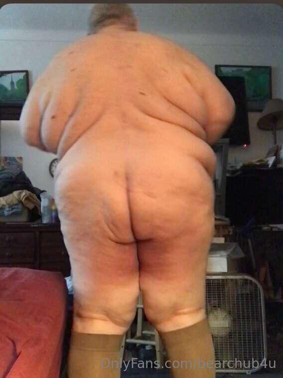 Naked Dancing Queen…. Enjoy!