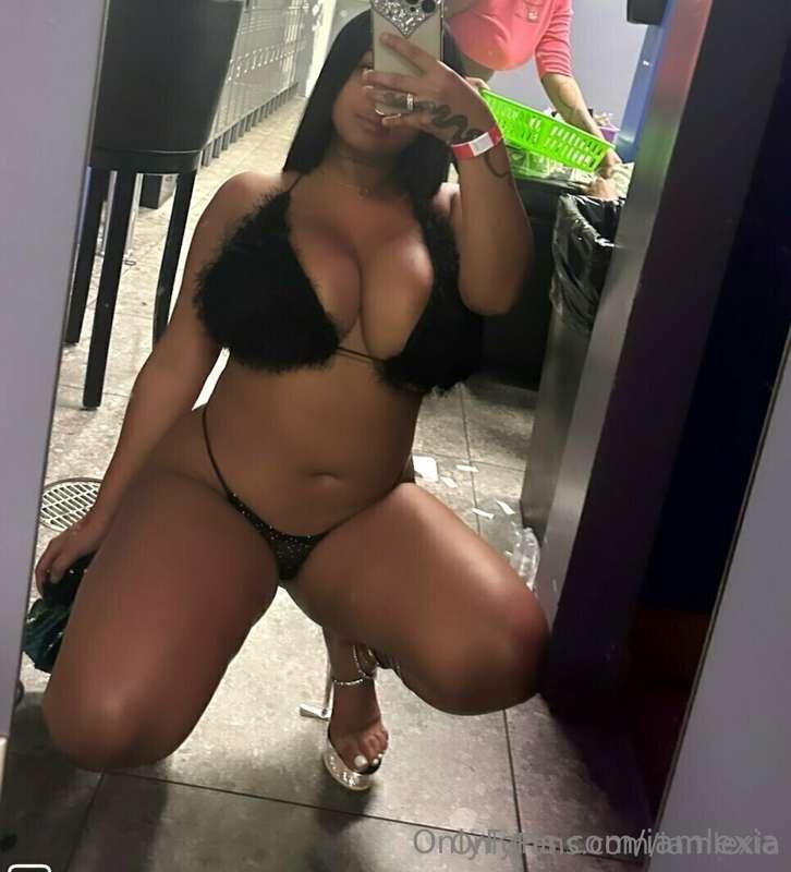 Who wants a private dance? 🔥
