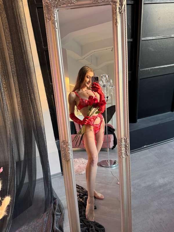 Here we go finally some BTS from V-day photoshoot 🥰❤️ can’t ..