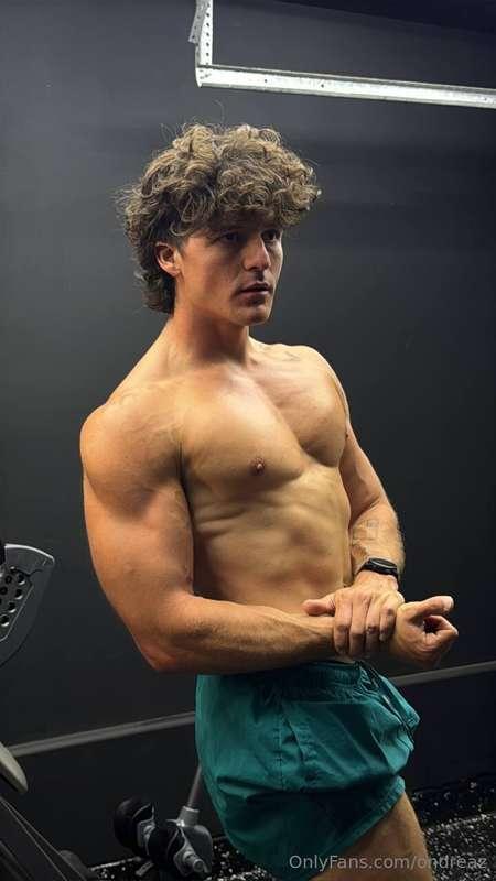 Flexing hard... or are you just soft for me? 🤔