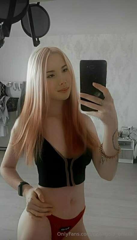 My girlfriend @lilith_badgirl is a real nymphomaniac who enj..