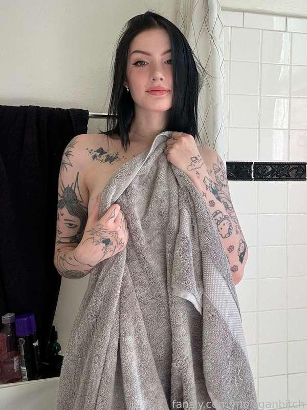 Would you join me in the morning shower, honey? 💕
Tip 10 on the post if you want the towel removed 😜


#fyp #transgirl #trans #mtf #transgender #mommy #shemale #findom #femdom #goddess #cutegirl #shower