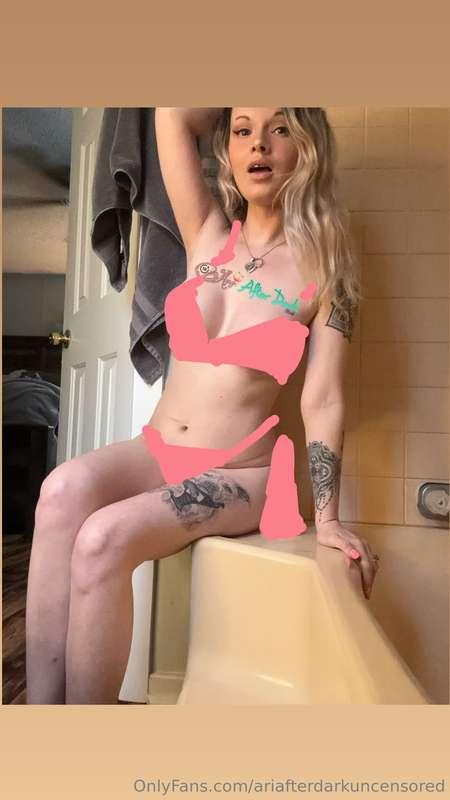 Yall like my art work to make it Instagram appropriate?🎨🖌️ 🤣