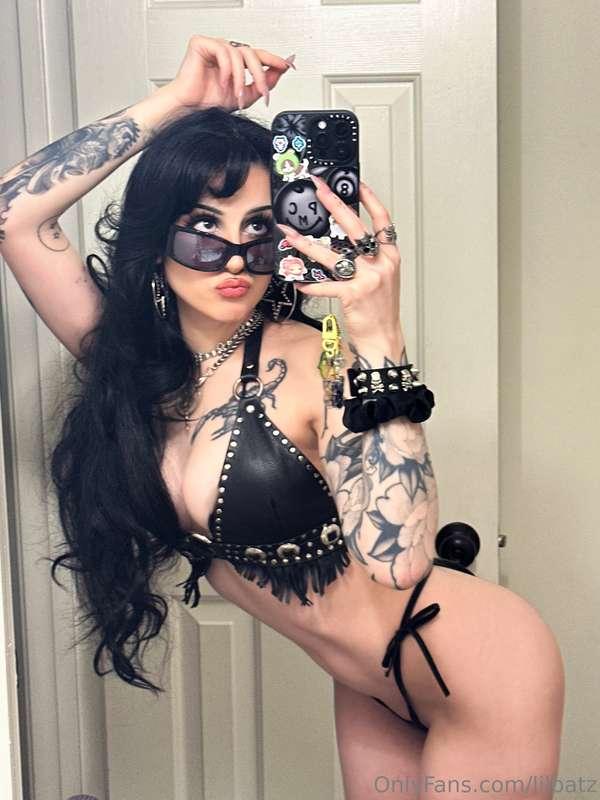 feelin bratty <33