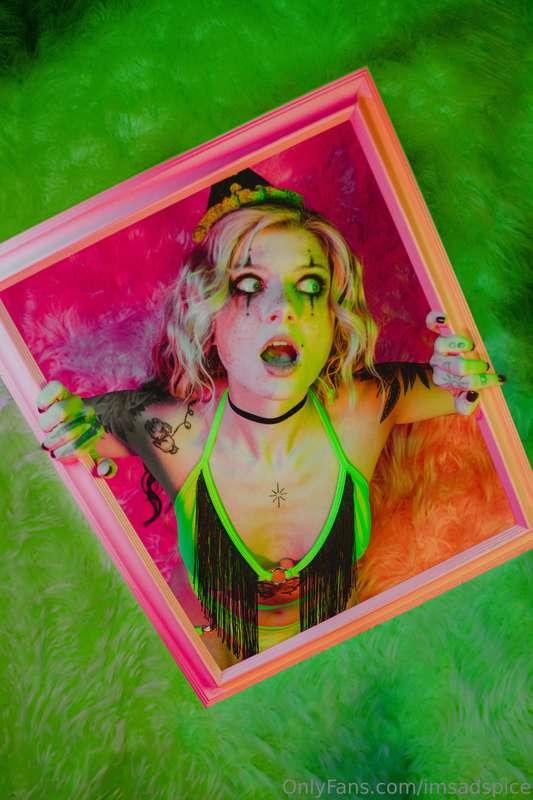 Do you like good clowns or naughty clowns??🤡💖