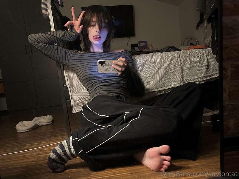 haaai everyone!i've seen a lot of questions about my second ..