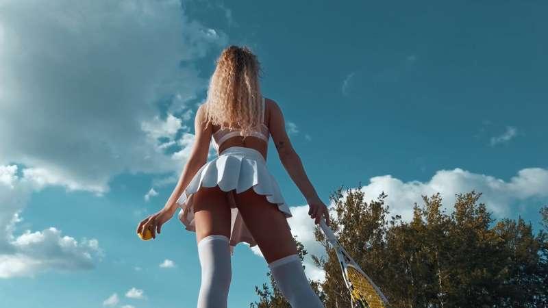 Lana - Centercourt :BTS