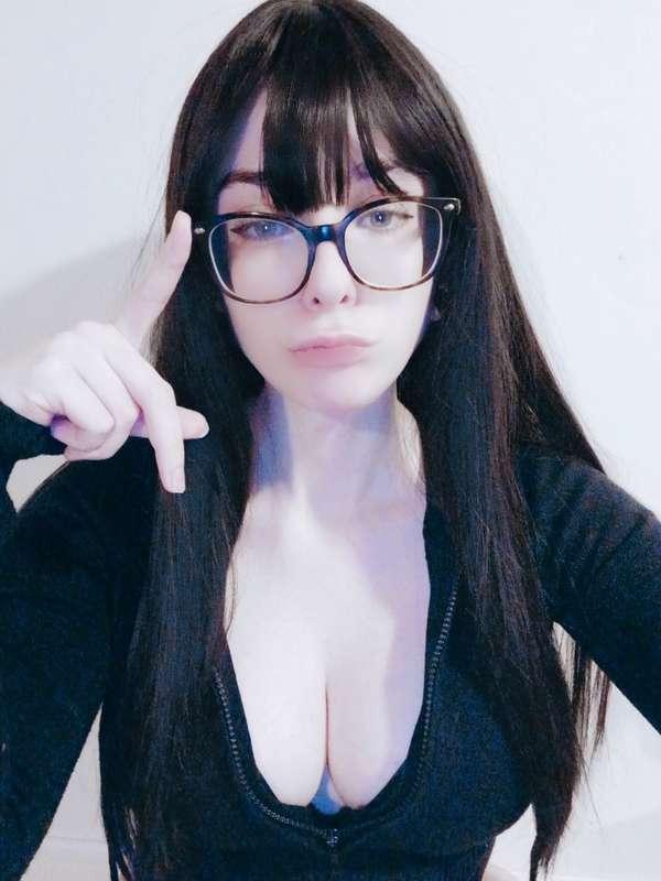 my eyes are up here, pet