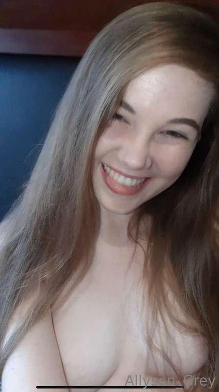 allysongreyxo image #2