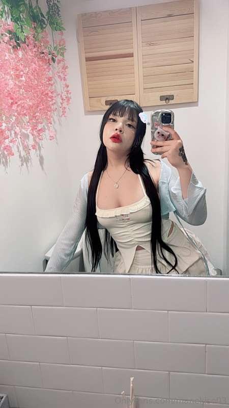 quiero oírte gemir 😈 dm me