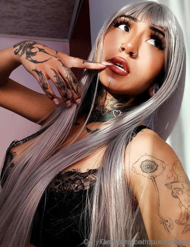 ✨ @pixiepippin the inked beauty who’s part dancer, part game..