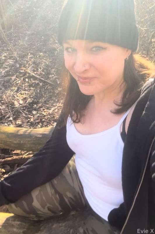 evie_x image #5