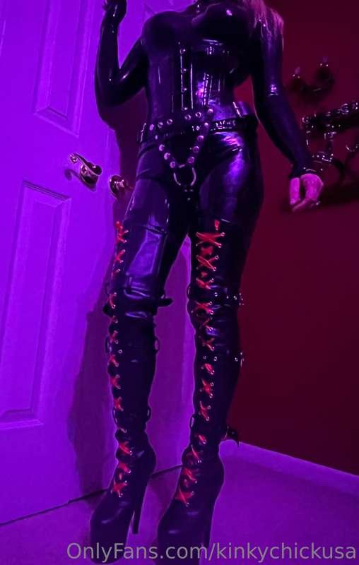 In honor of hubby being locked this weekend. Some latex and ..