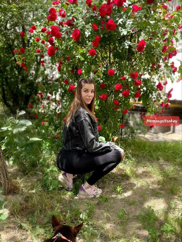 Look for me today in beautiful bushes 🤗🏞🏡