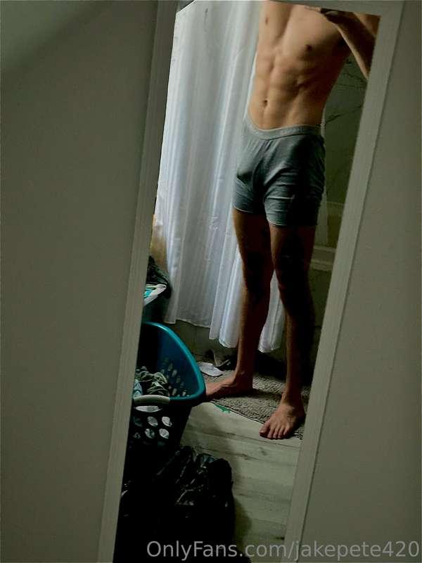 jakepete420 image #0