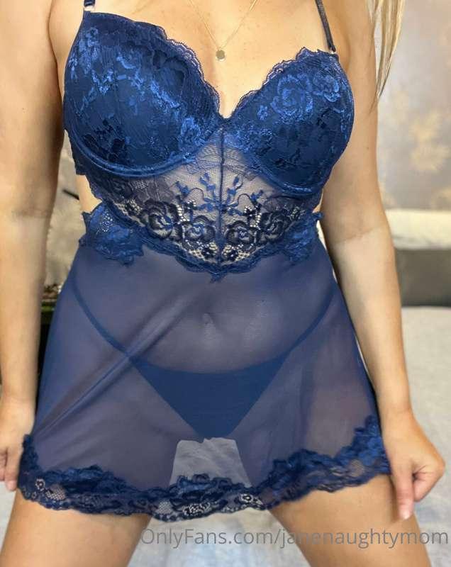 Blue is my favourite colour 💙