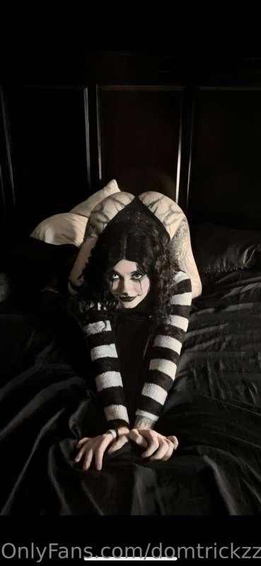Face front view ghost daddy fucking my doggy style making me..